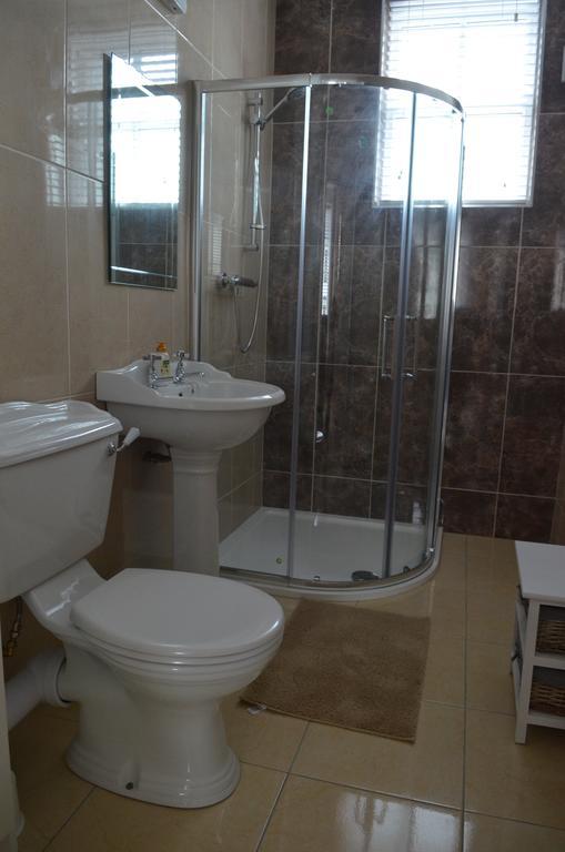 Blessings Studio Apartments Cootehill Zewnętrze zdjęcie